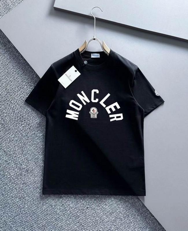 Moncler T-shirts 207